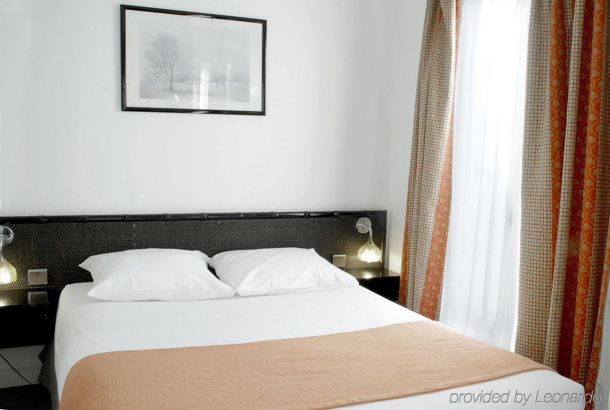 Trianon Gare De Lyon Hotel Paris Phòng bức ảnh